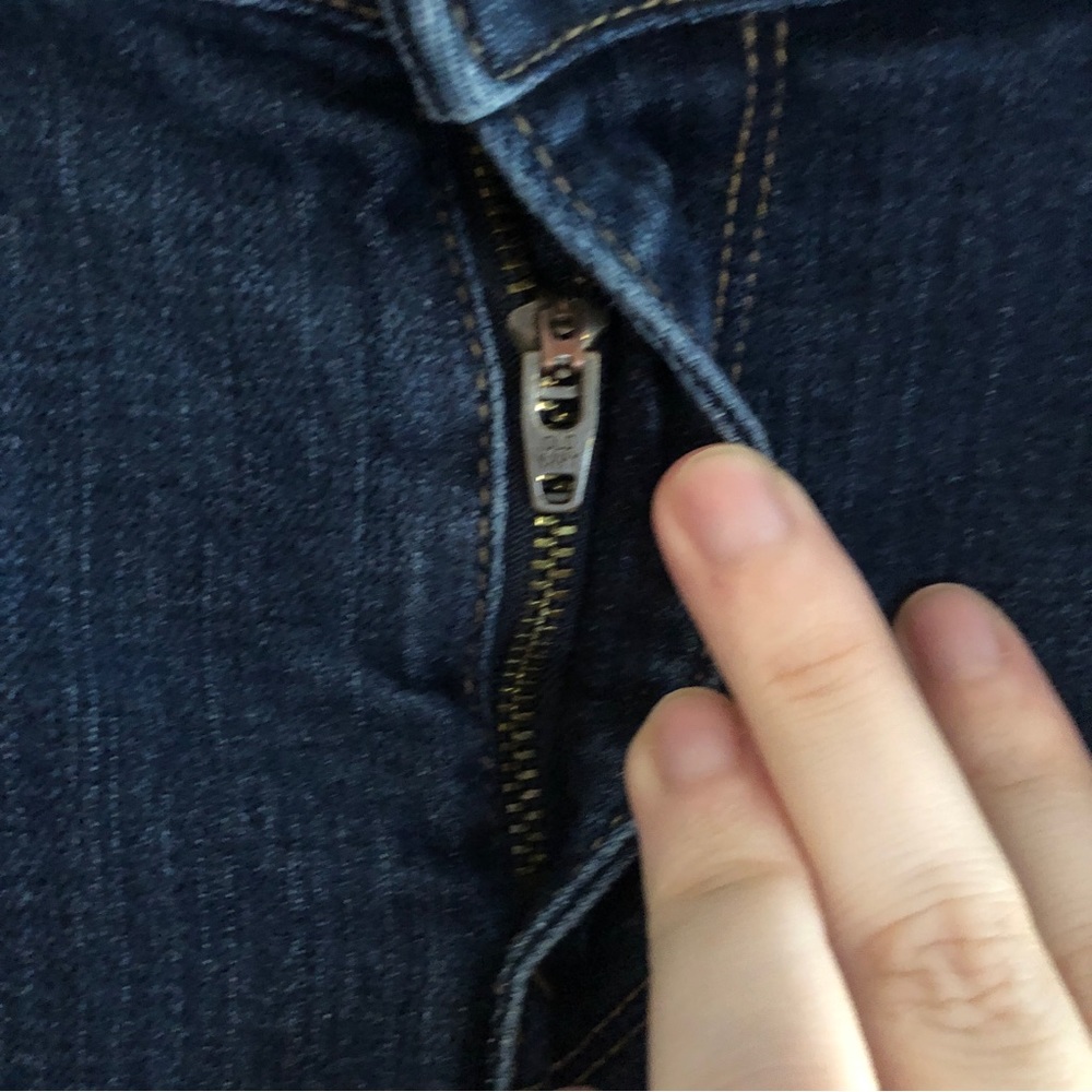 Old Navy Plus Size Dark Wash Mid Rise Straight Leg Jeans - Picture 5 of 9